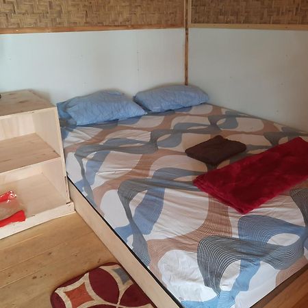 Boneputeh Homestay Taliwang Esterno foto
