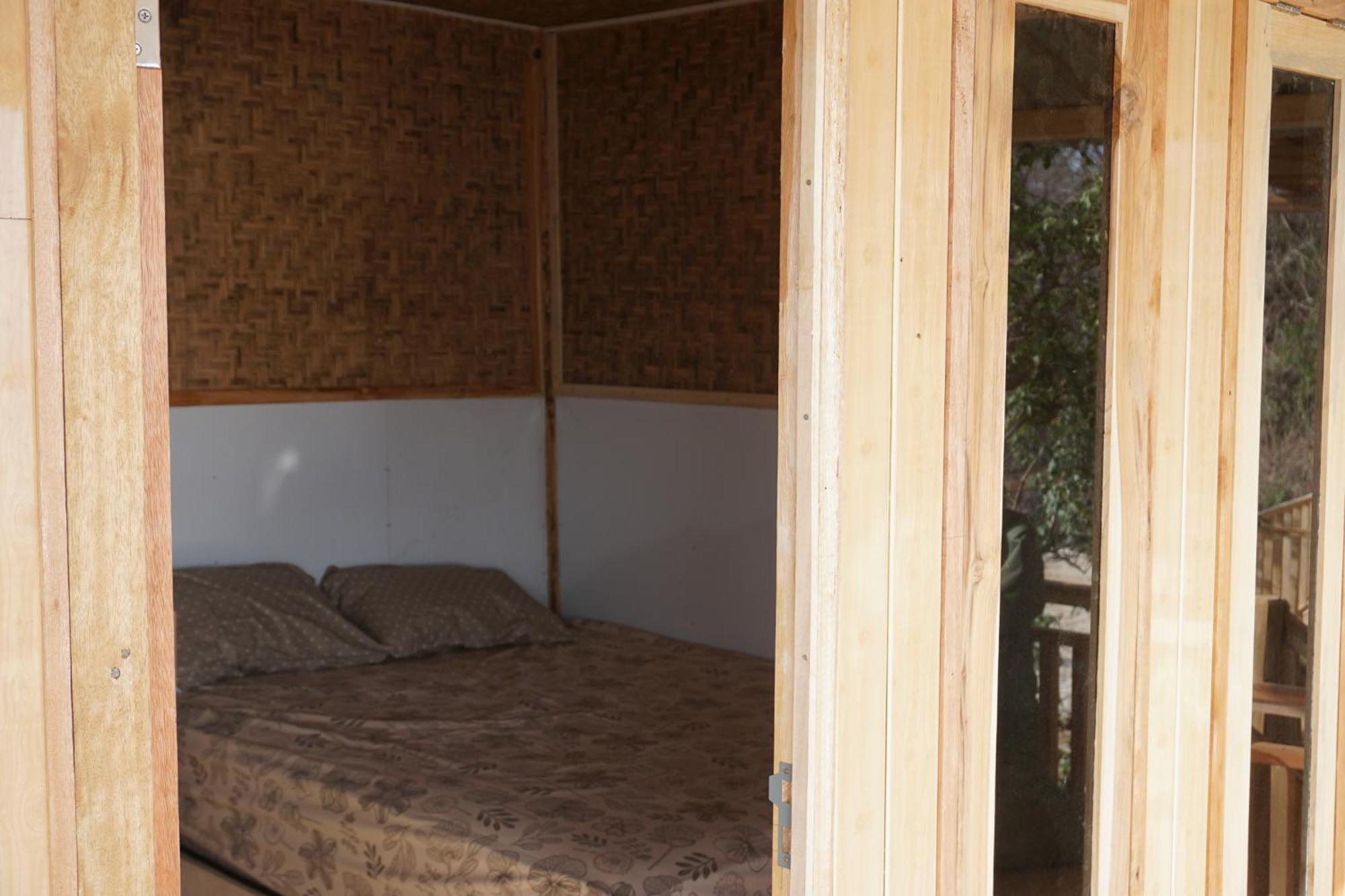 Boneputeh Homestay Taliwang Camera foto