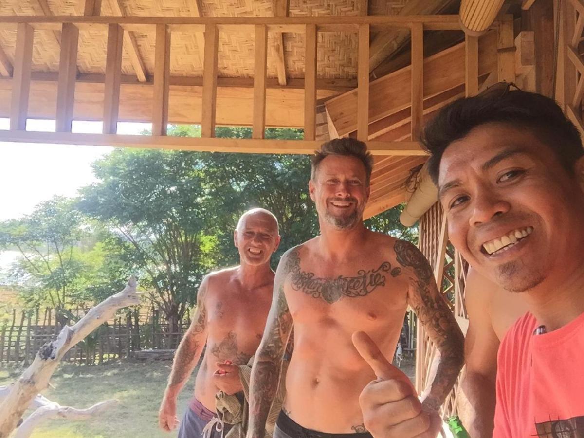 Boneputeh Homestay Taliwang Esterno foto